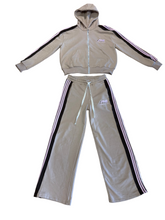 Load image into Gallery viewer, Premo Status Sweatsuits
