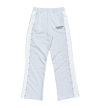 Load image into Gallery viewer, Gunzinii Stripped Sweatpants
